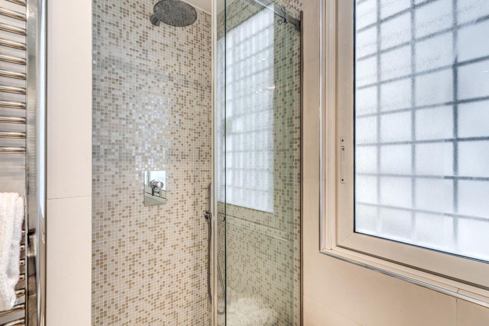 Trevi Beau Boutique Hotell 3*